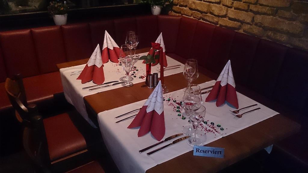 Hotel Restaurant Margaretenhof Überherrn Exteriör bild